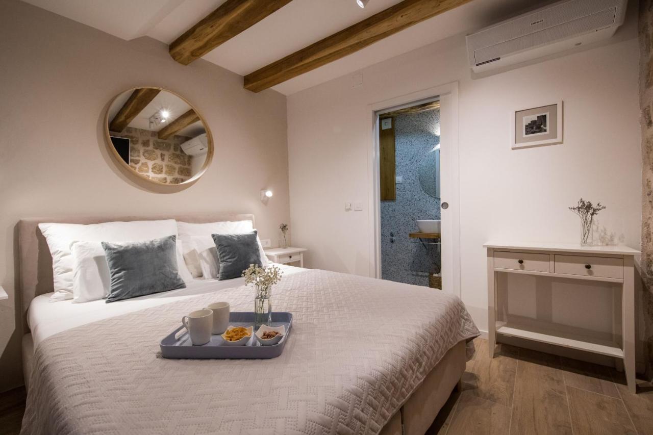 Guest house Live Laugh Luxury
