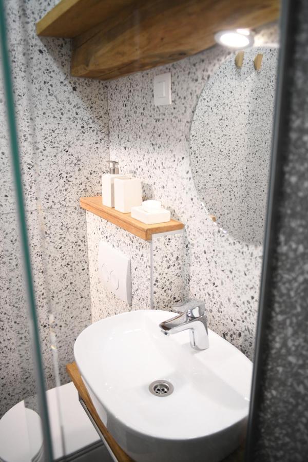 Live Laugh Luxury Guest house *